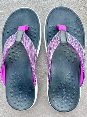 Vionic Serene Kapel Active Flip Flop Orthotic Sandals Purple Black Size 6